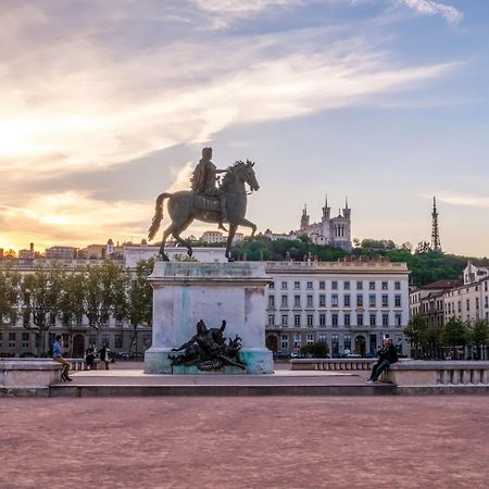 Douceur Lyonnaise, Вильорбан Екстериор снимка